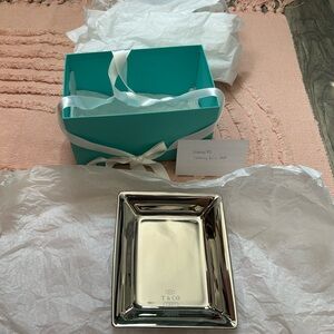 ✨•Tiffany& Co Vide Poche Tray•✨